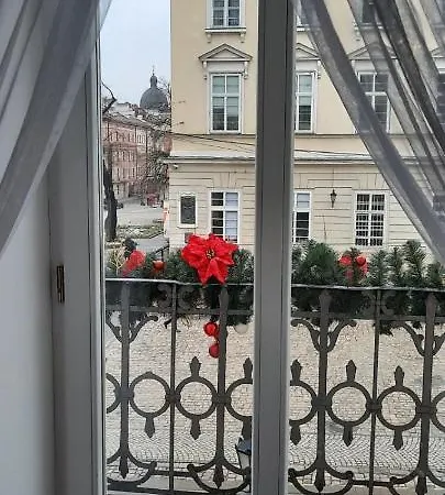 V.i.p.apartmens Rynok Sqr.19 Apartment