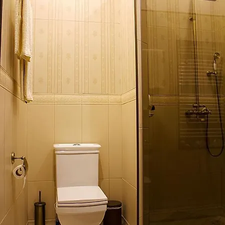 V.i.p.apartmens Rynok Sqr.19 Apartment
