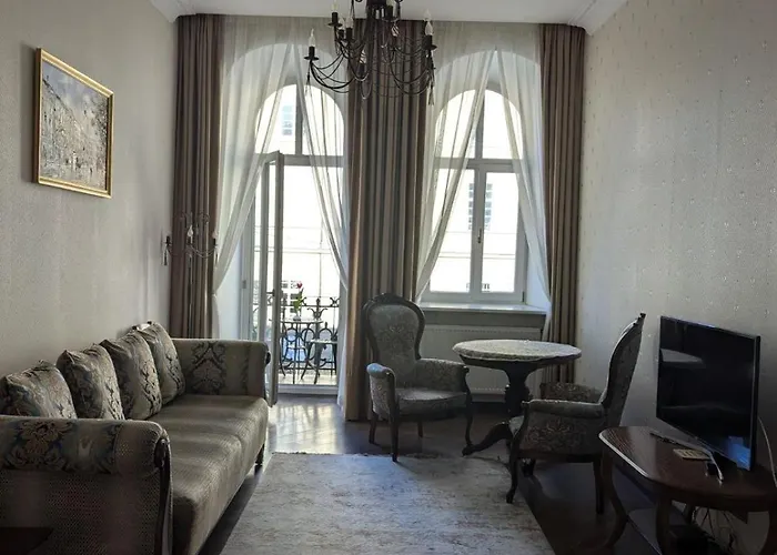 V.i.p.apartmens Rynok Sqr.19