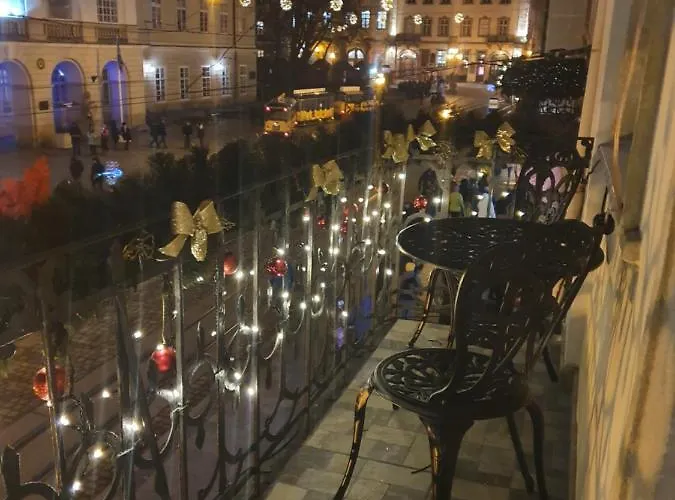 V.i.p.apartmens Rynok Sqr.19 Leópolis