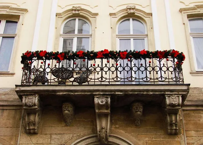 Apartament V.i.p.apartmens Rynok Sqr.19 *