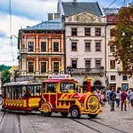 V.i.p.apartmens Rynok Sqr.19 *