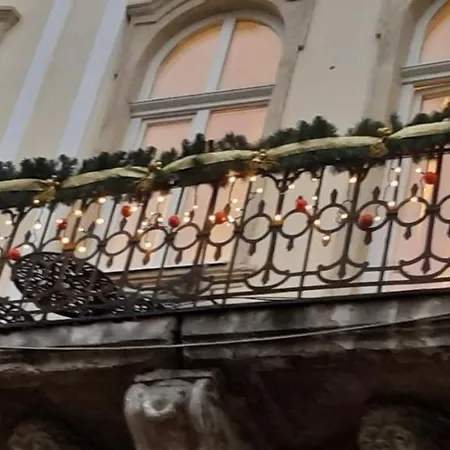 Apartamento V.i.p.apartmens Rynok Sqr.19 Lviv