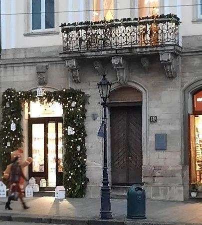 V.i.p.apartmens Rynok Sqr.19 * Lviv