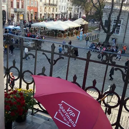 V.i.p.apartmens Rynok Sqr.19 Apartamento