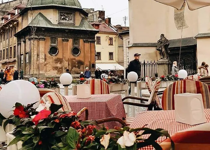 V.i.p.apartmens Rynok Sqr.19